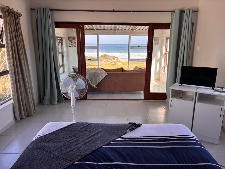4 Bedroom Property for Sale in Jeffreys Bay Central Eastern Cape
